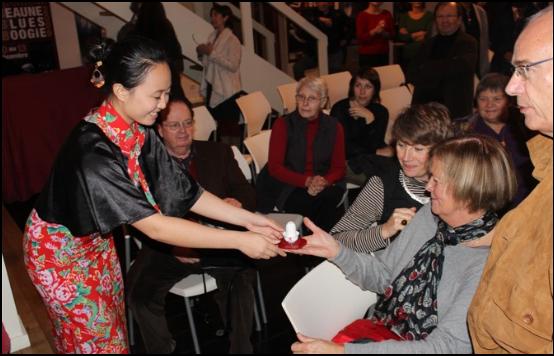 点击浏览下一页